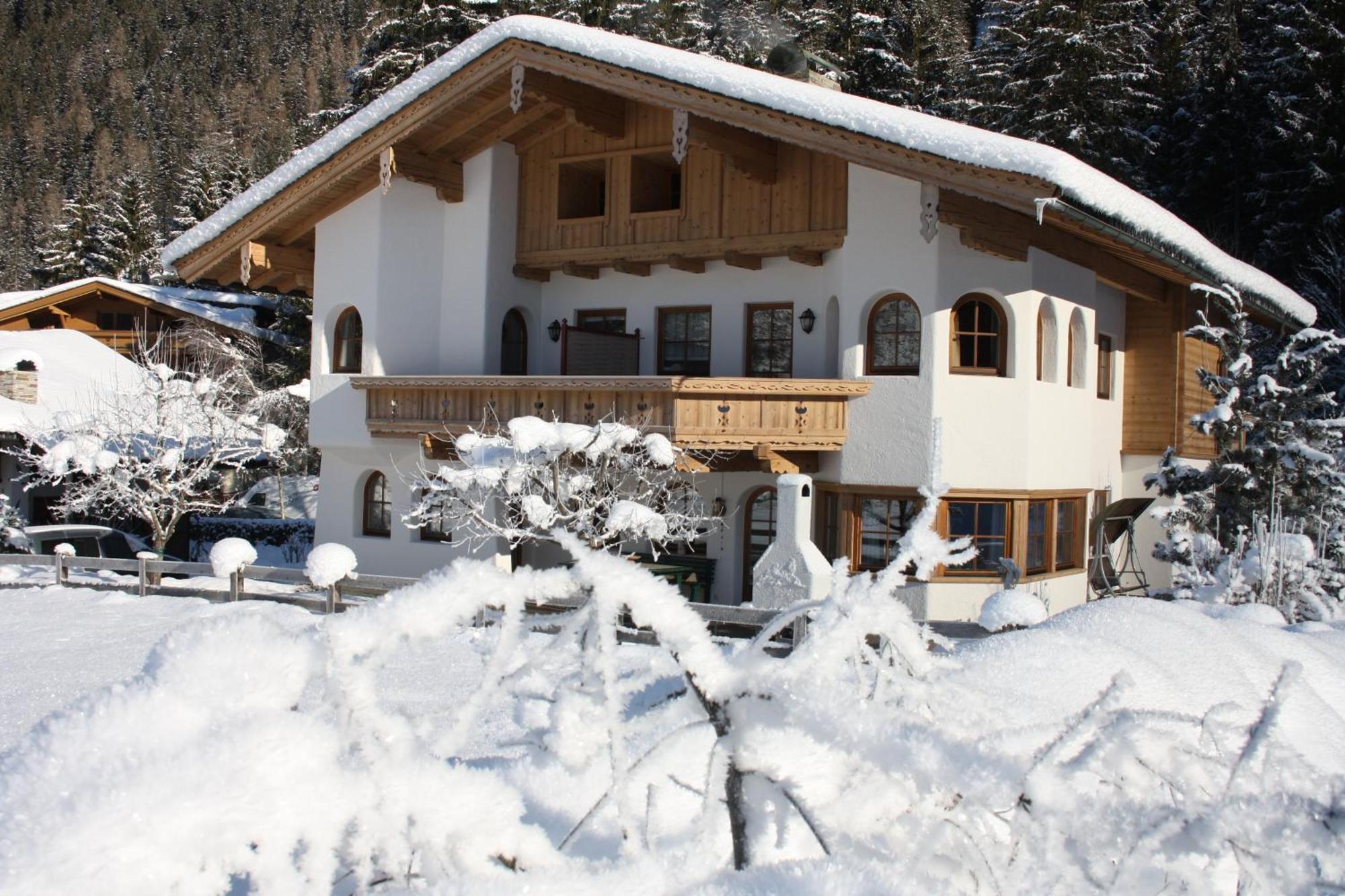 Vronis Waldhaus Adults Only Mayrhofen Exterior foto
