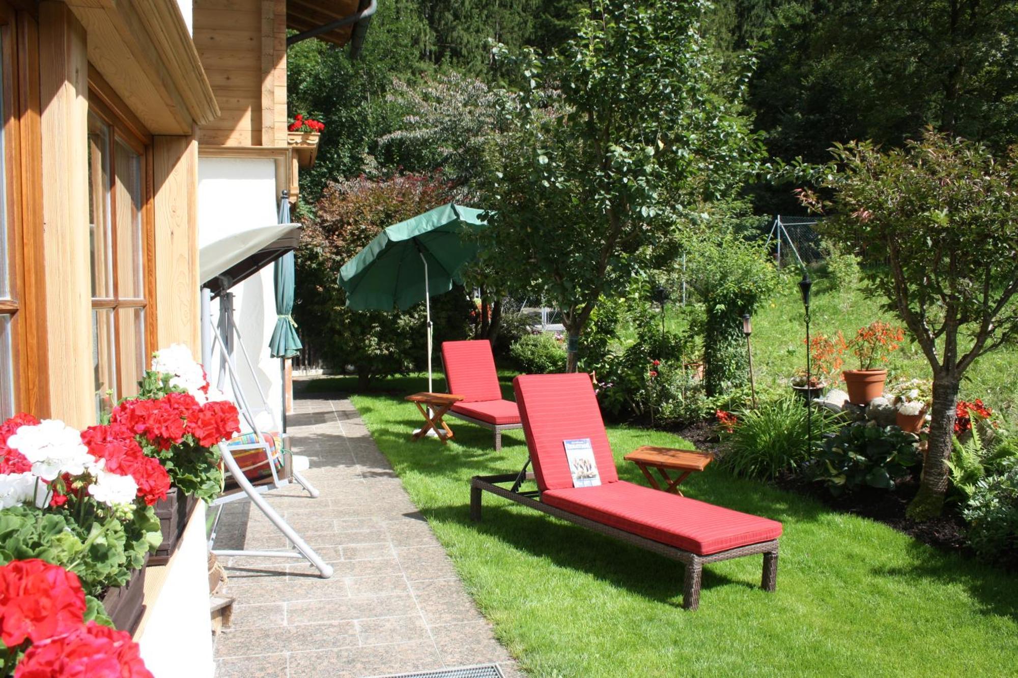 Vronis Waldhaus Adults Only Mayrhofen Exterior foto